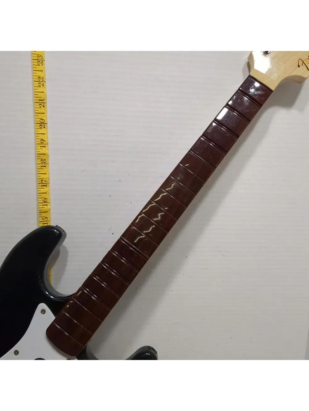 Rock Band Stratocaster XBOX 360 Wireless Guitar XBGTS2 Harmonix No Battery Cover